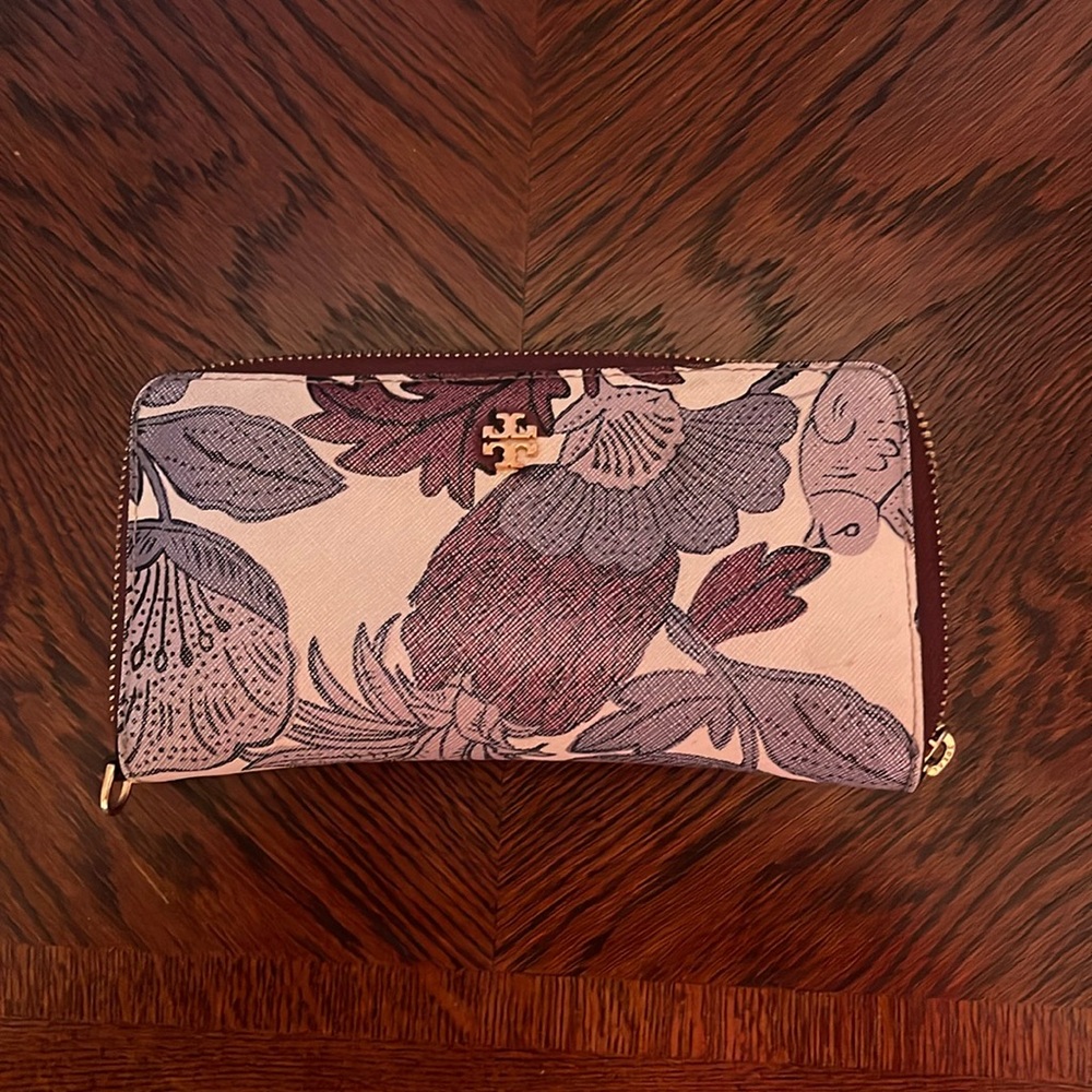 Tory Burch Wallet